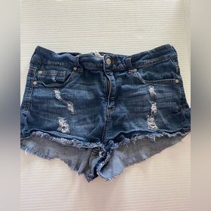 Altar’s State dark blue denim short-shorts.
